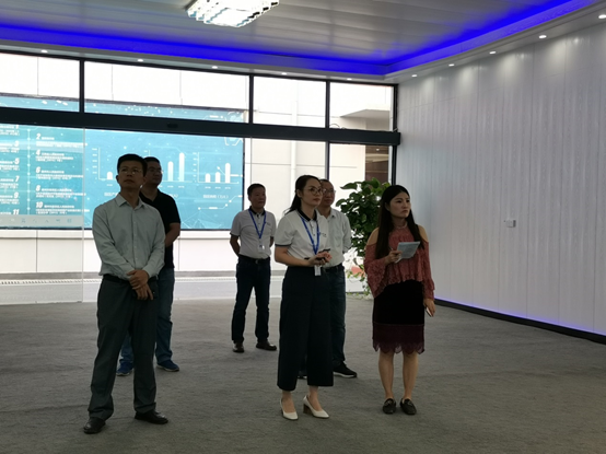 市级现代服务业攻坚战督查组莅临章贡区云计算中心考察
